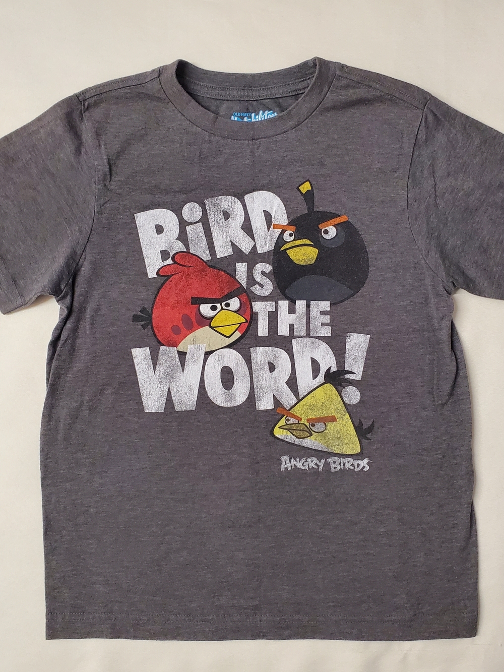 Boy's M Old Navy Angry Birds Gray Graphic Tee